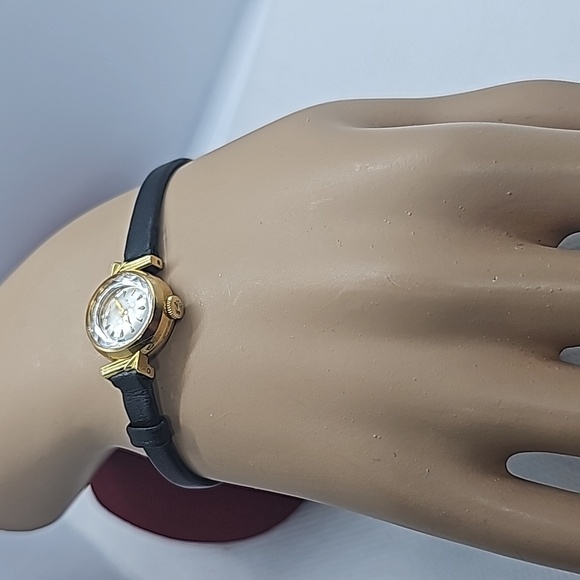 Tudor by Rolex 18K Cocktail Ladies Watch - Picture 2 of 11